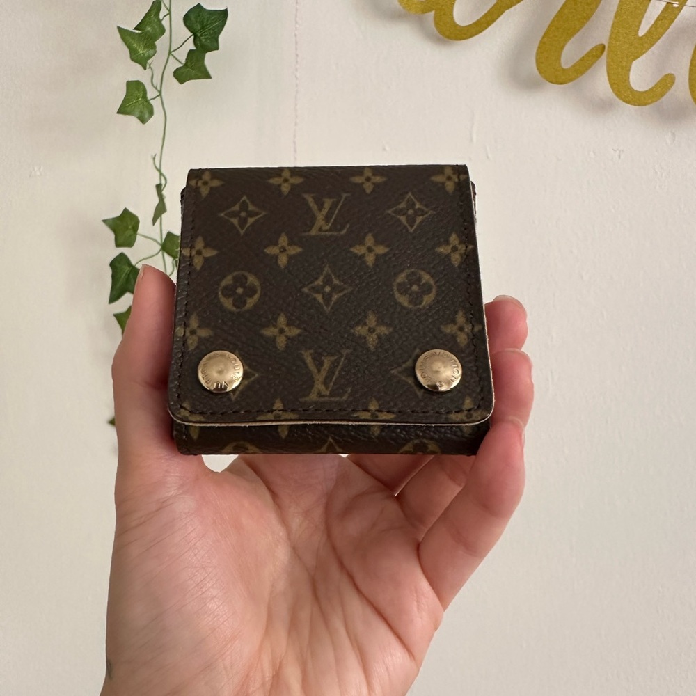 Authentic RARE Louis Vuitton Jewelry Case